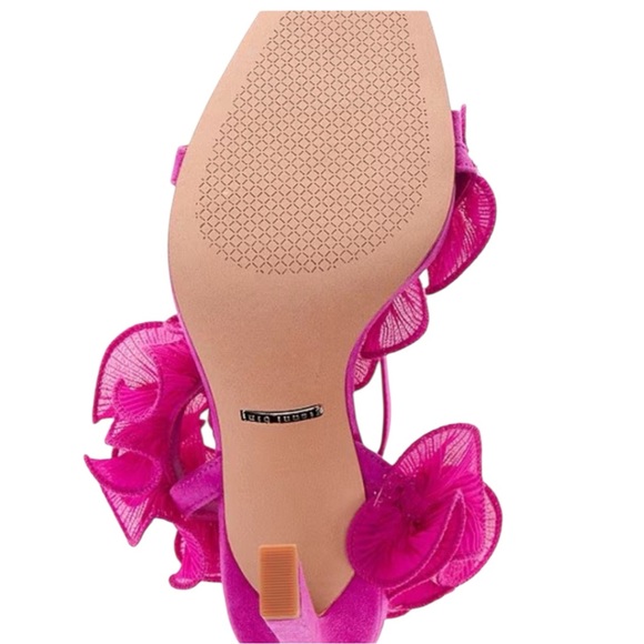 Gianni Bini Women’s Pink Ruffle High Heel Sandals Size 7.5M Leather Sole - Picture 8 of 9